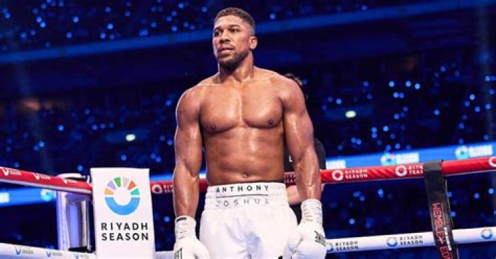 How heavy is Anthony Joshua?