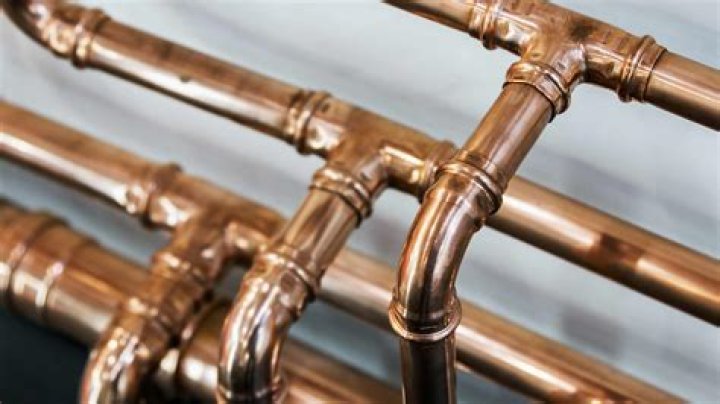 How long should copper pipes last in a house?