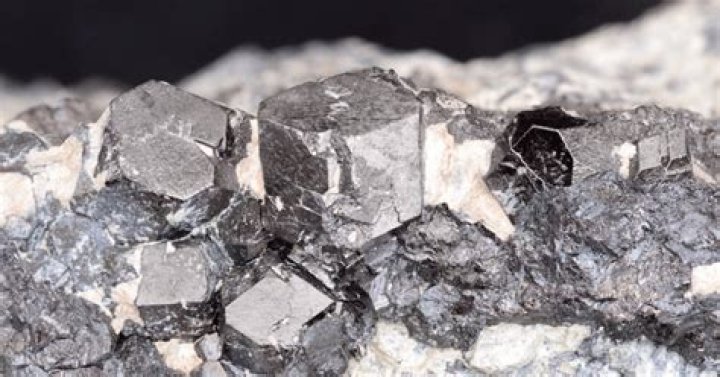 Is magnetite harmful to humans?