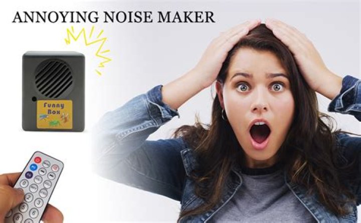 Will making noise scare mice away?